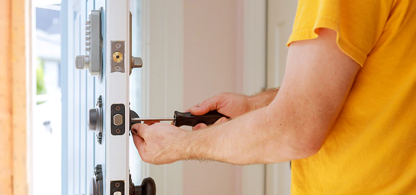 Eviction Locksmith For Key Fob Replacement Services in Arlington Heights, IL